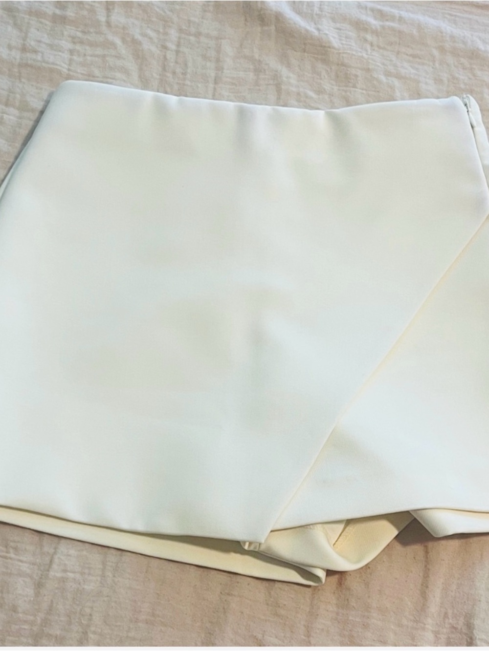 Zara Cream Mini Skort with Subtle Texture